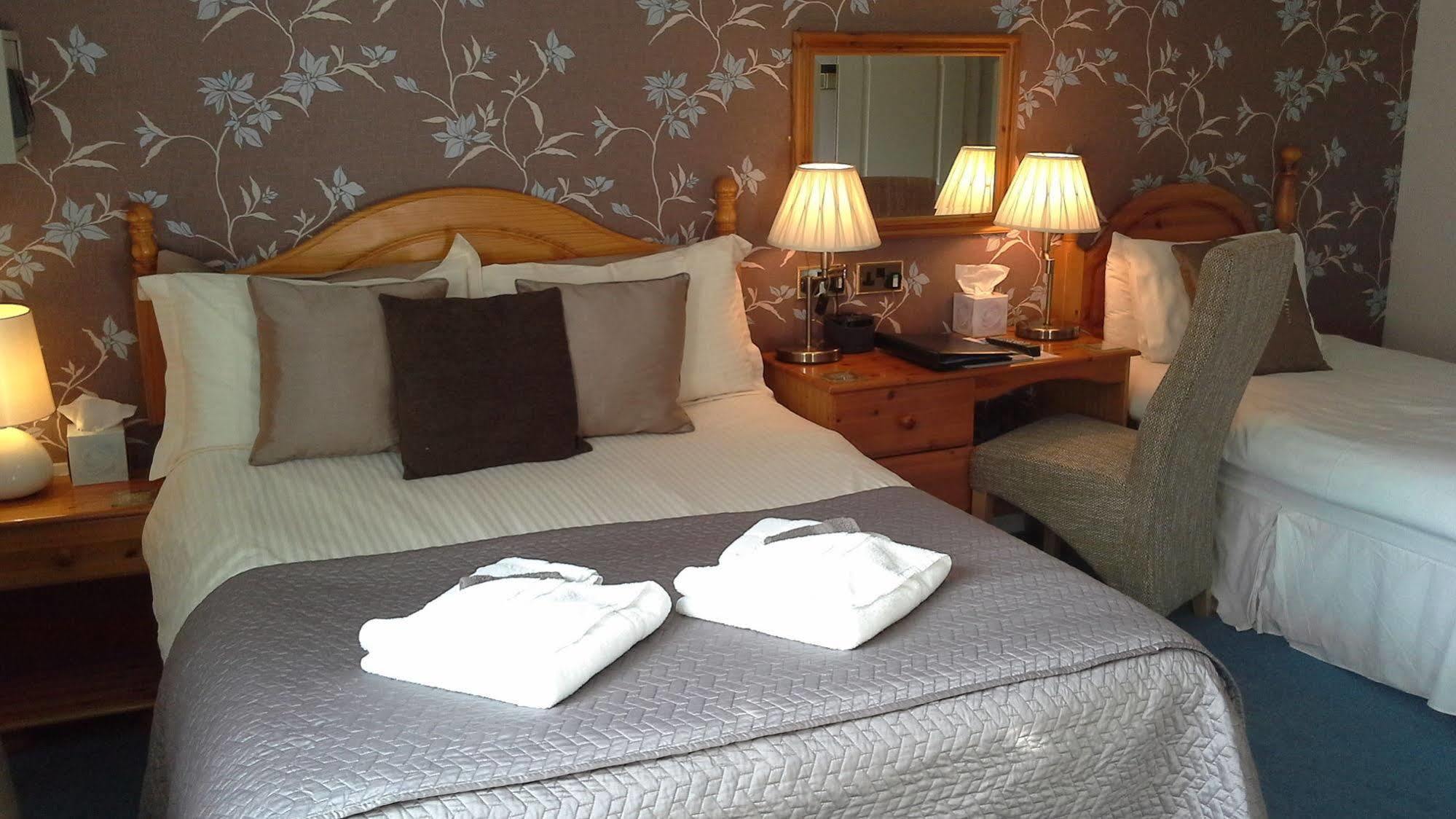 Castlecroft Bed And Breakfast สเตอร์ลิง ภายนอก รูปภาพ