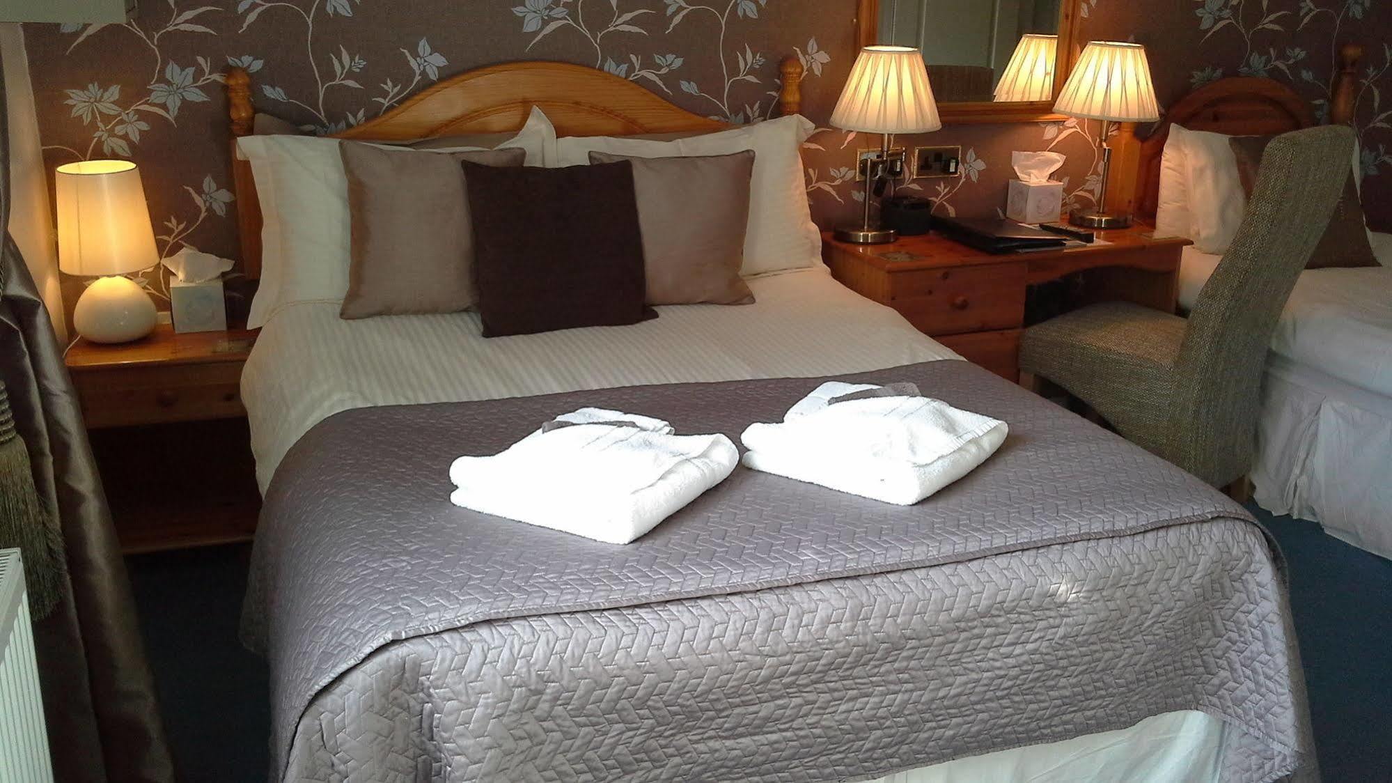 Castlecroft Bed And Breakfast สเตอร์ลิง ภายนอก รูปภาพ